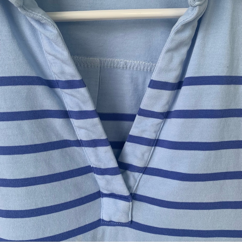 Vineyard Vines (Small) Light Blue Collared V-Neck - Picture 3 of 5